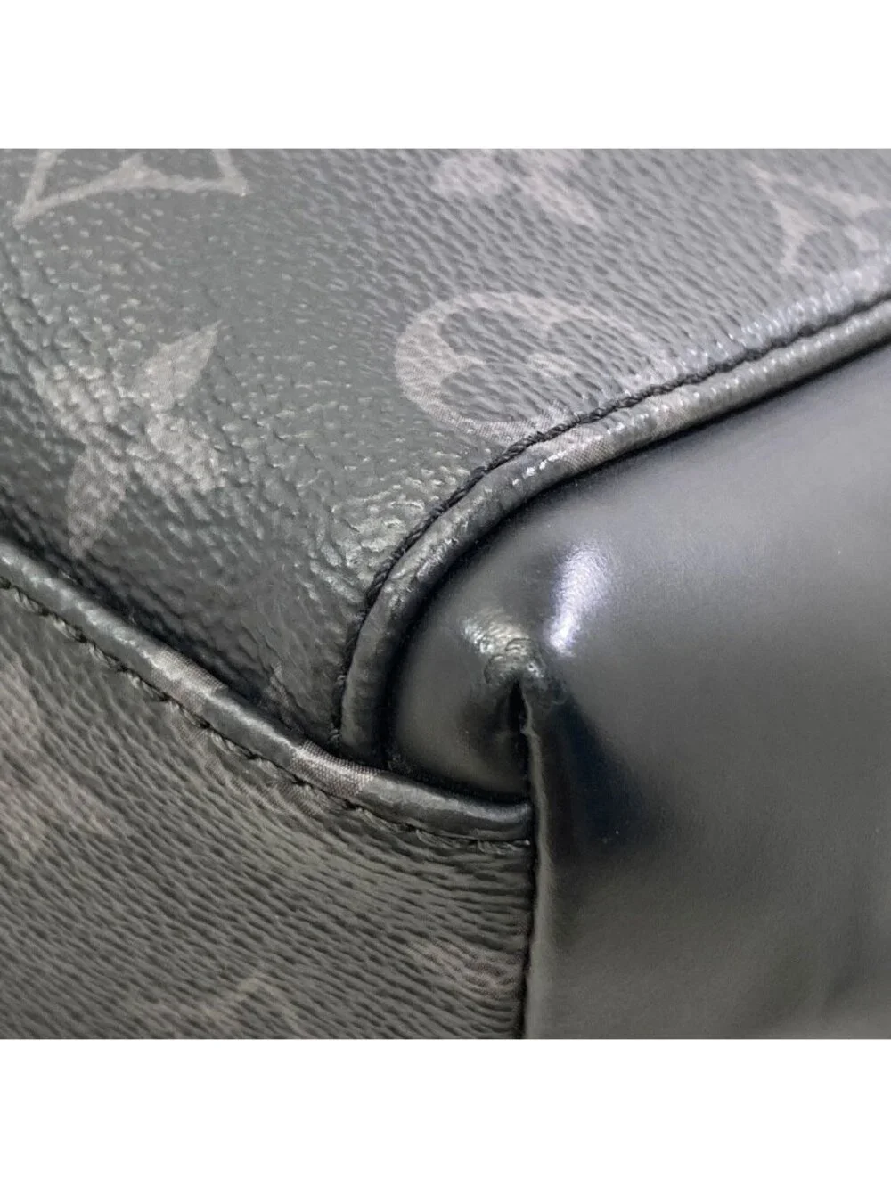 Louis Vuitton Messenger Voyage Shoulder Bag Monogram Eclipse